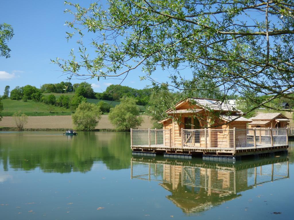 Cabanes Flottantes Du Lac De Pelisse Hotel Douzains Eksteriør billede